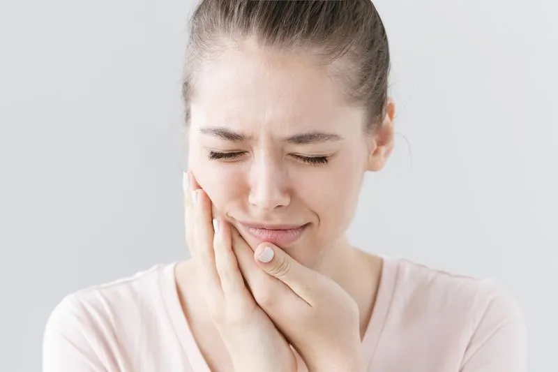 Что делать если сильно болит зуб